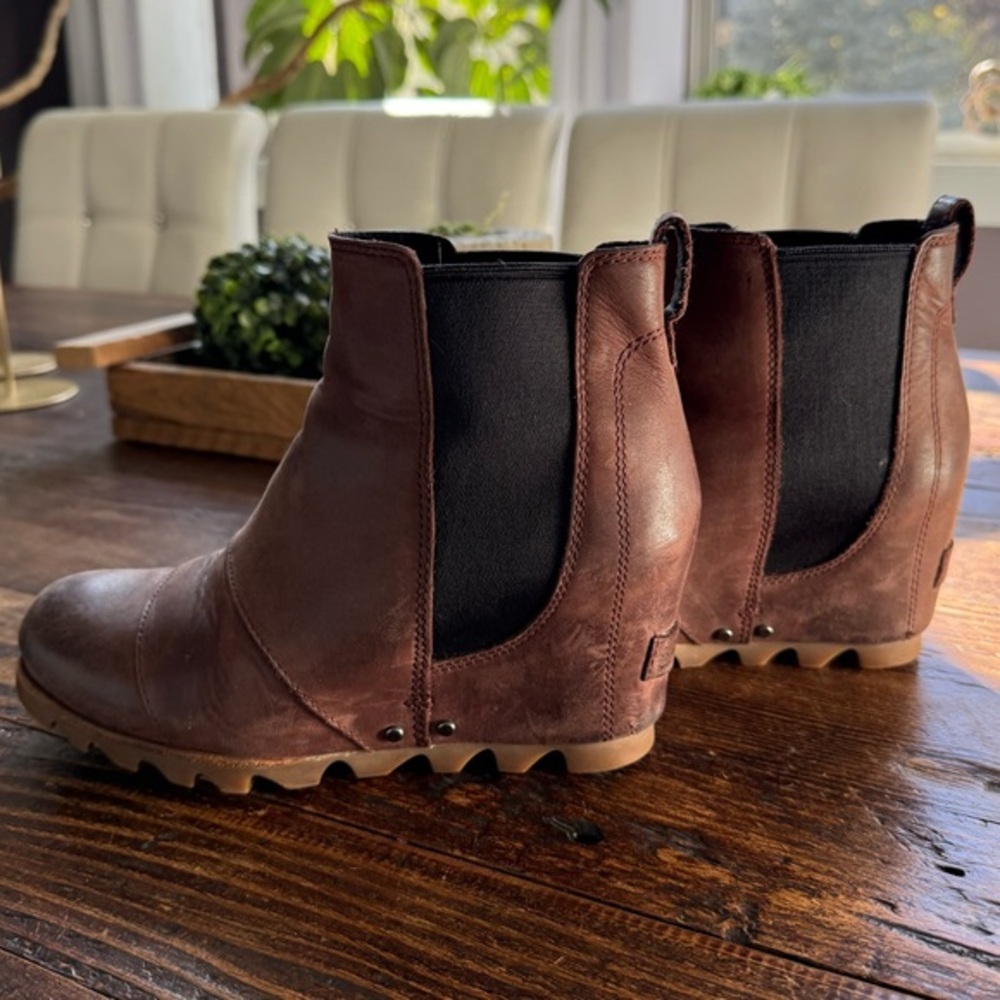 Sorel Lea Wedge Boots
